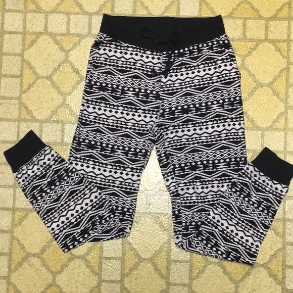 Rue21 Pants - EUC Rue 21 lounge pants